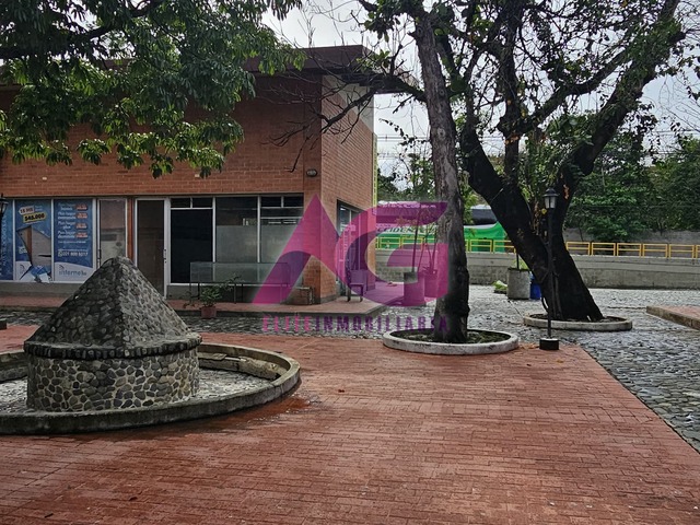 #27 - Oficina para Venta en Santa Fe de Antioquia - ANT - 2